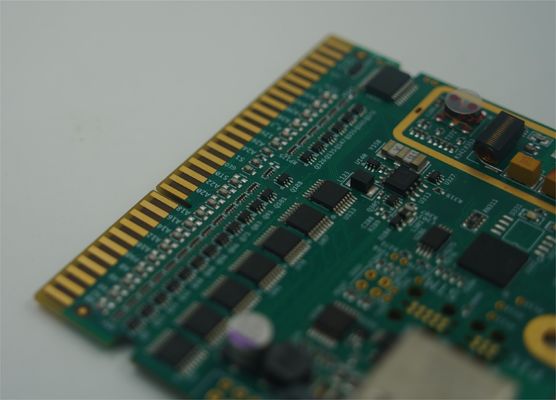 قیمت مناسب مجموعه مدار چاپی با LF HAL 4 لایه PCB SMT / DIP کنترل مقاومت سرویس آنلاین